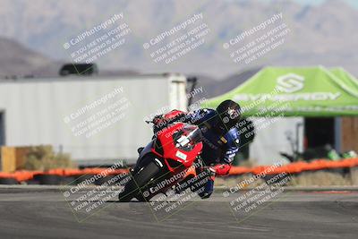 media/Oct-30-2025-Racers Edge (Thu) [[dabbdaf680]]/2-A Group/Session 2 (Turn 16)/